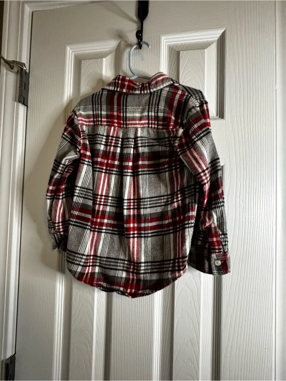 5/$25 EUC Red, Black & Cream Plaid Button-Up Shirt Size 4T